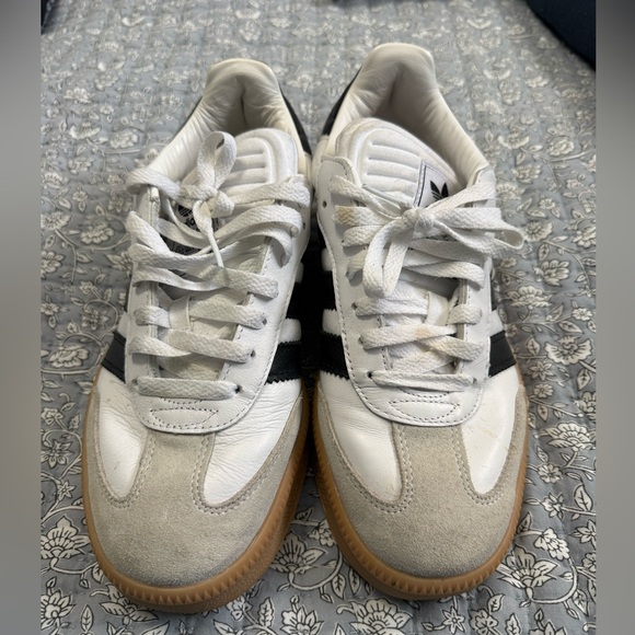 adidas Shoes - Womens Adidas Shoes size 10